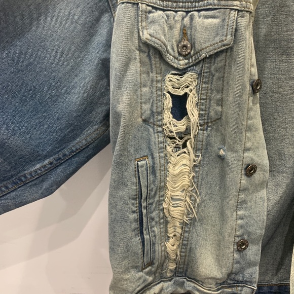 Oversized Denim jacket - Picture 4 of 4